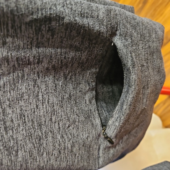 Marika 1X Soft Gray Hooded Long Sleeve Top - Picture 2 of 9